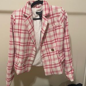 Nwt blazer w tag on never worn. Open to negotiations!
